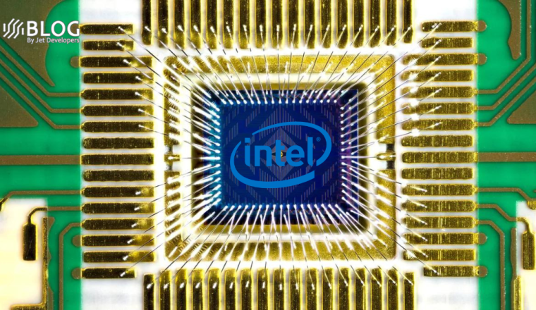 Intel 12-Qubit Quantum Processor.png